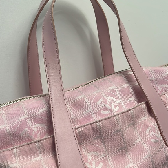 CHANEL Authentic 8207260 13”x12.5x4.5”PINK LG Bag Tote shoulder Travel line Bag - Picture 6 of 17